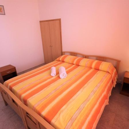 Trilocale Arancione Climatizzato Con Terrazza Panoramica Apartment Torre San Giovanni Ugento Bagian luar foto